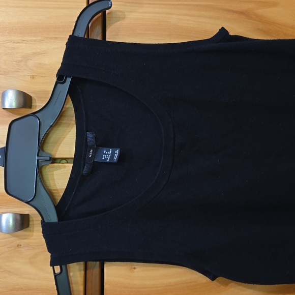 Sweater Shell - Picture 3 of 4